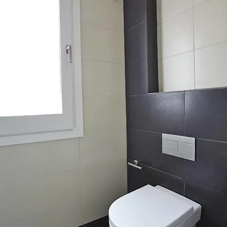 Hotel Portaferrissa 3*